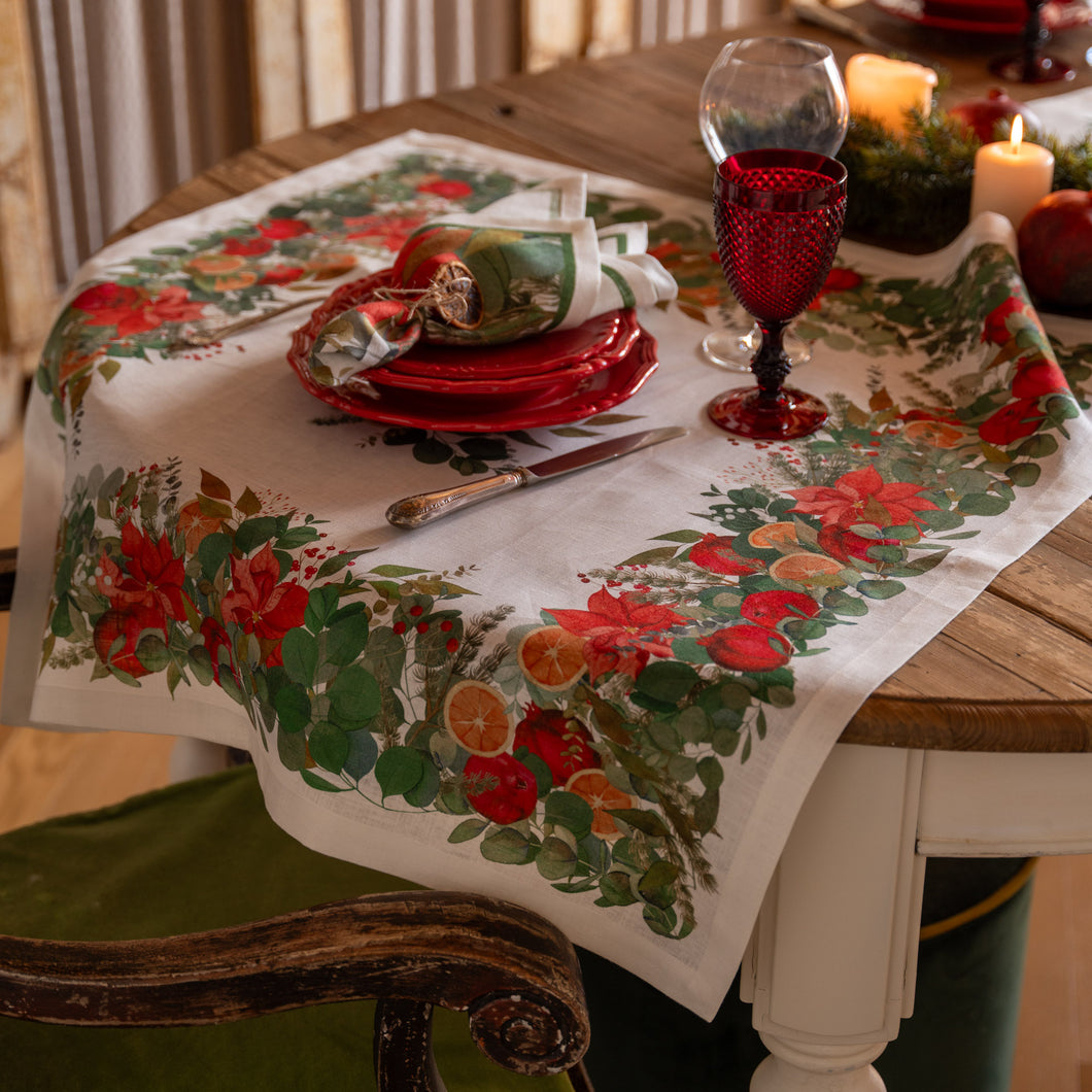 Garland Glee Christmas Tablecloth