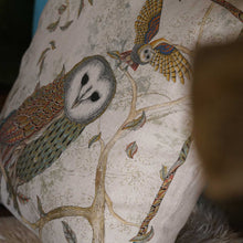 Load image into Gallery viewer, Gufo (Owl) Decorative Cushion
